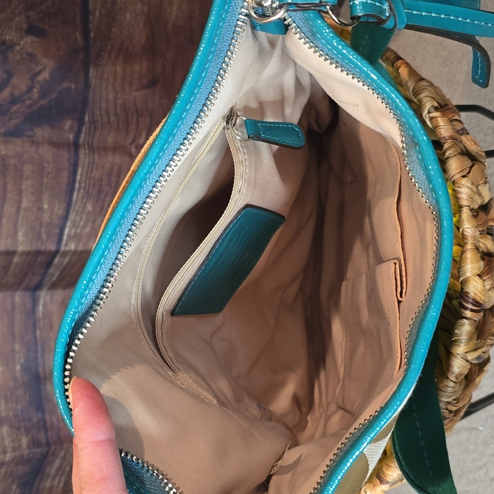 Coach Crossbody purse - Picture 5 of 6